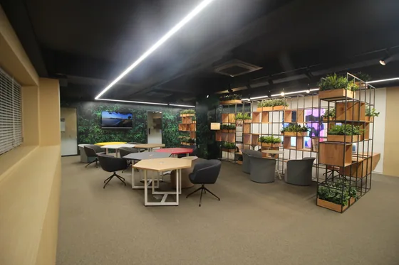 PLAY WORLD OFFICE 테이블과 선반 파티션