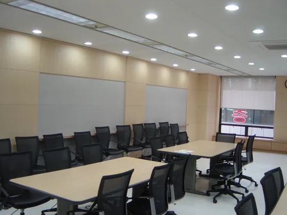 SK 강남영업소 회의 공간
